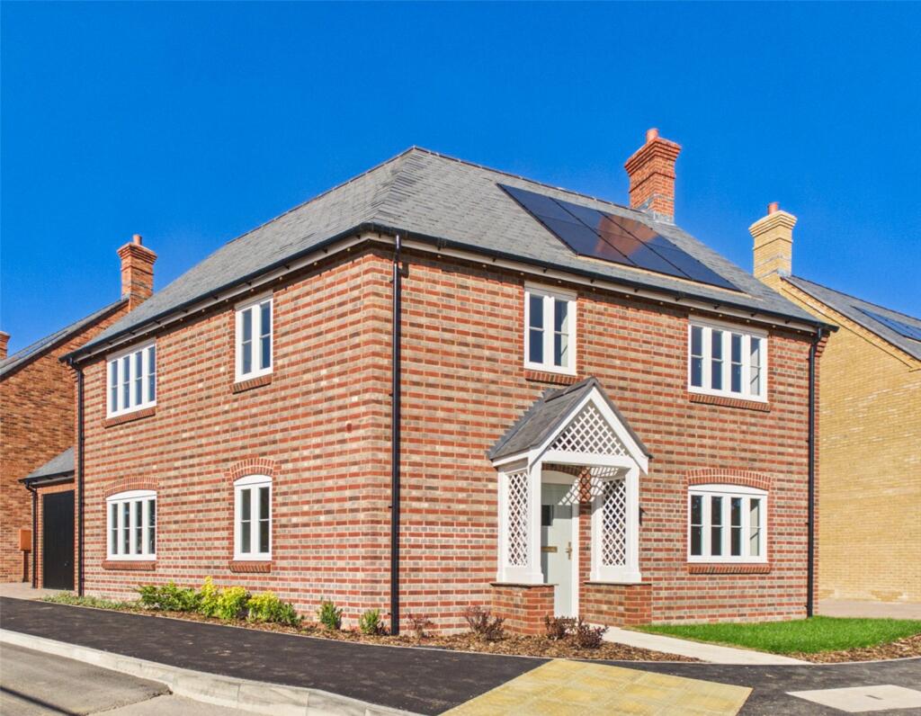 Main image of property: The Shillingstone, Bransgore, Christchurch, Dorset, BH23