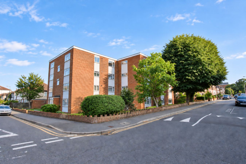 Main image of property: 5 Clarendon Road, Wallington, SM6