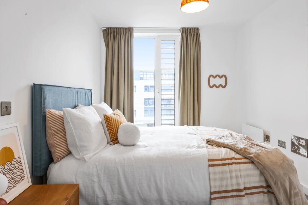 Main image of property: The Kell, Gillingham Gate Road, Gillingham, ME4 4SB
