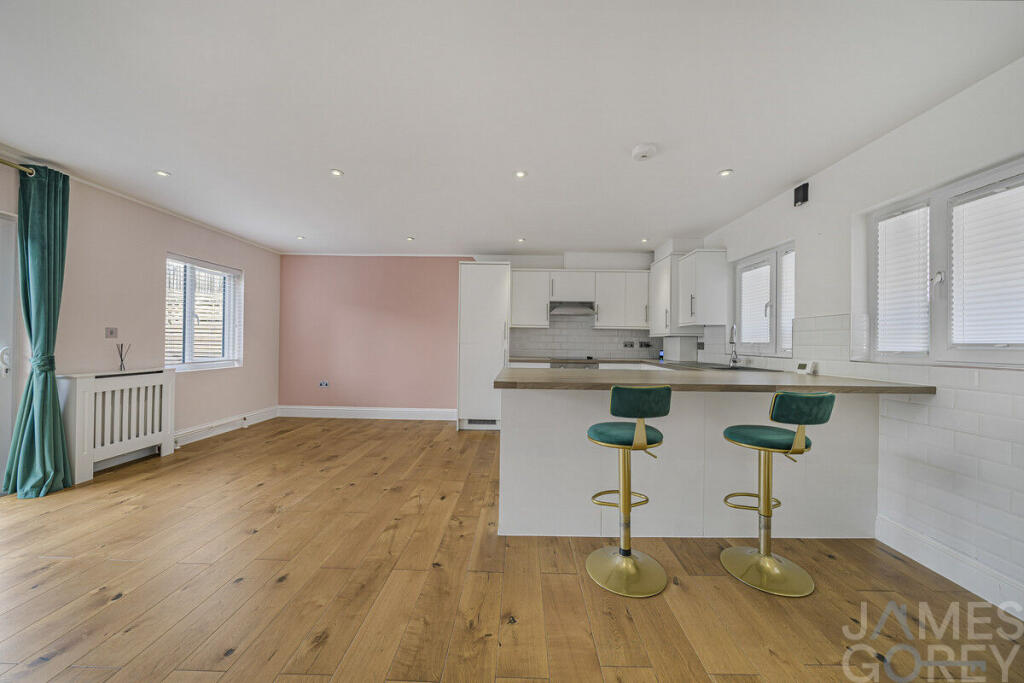Main image of property: Waterside, Dartford, DA1 4GD