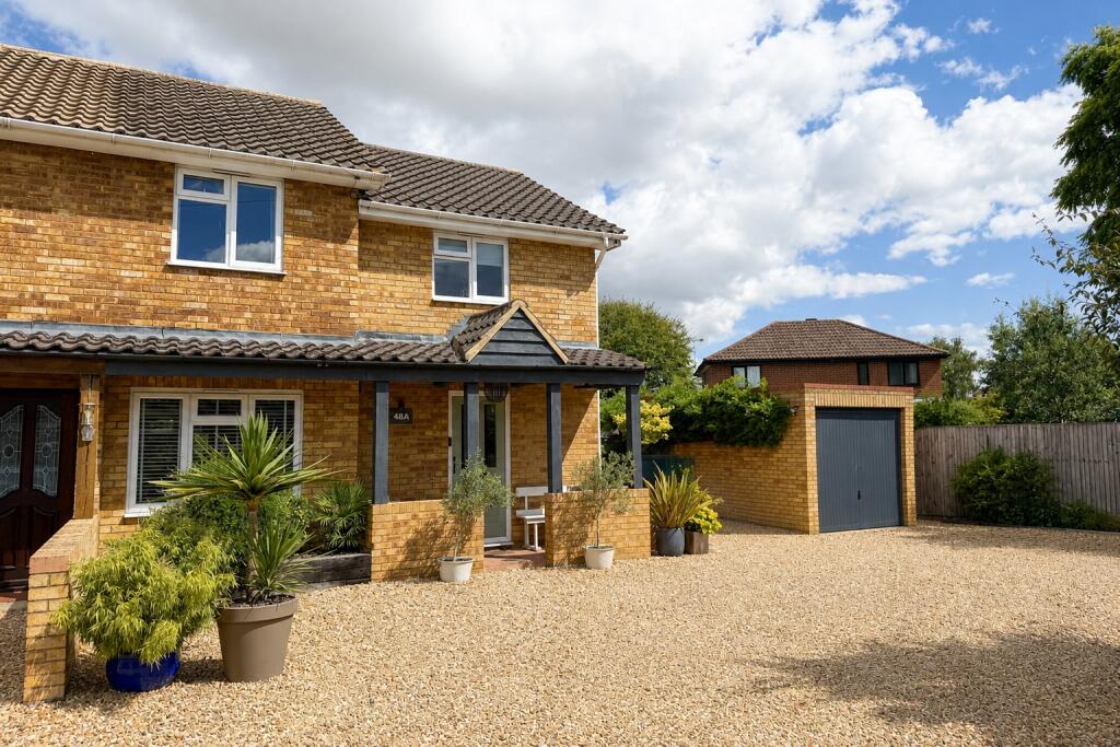 Main image of property: Thame, Oxfordshire