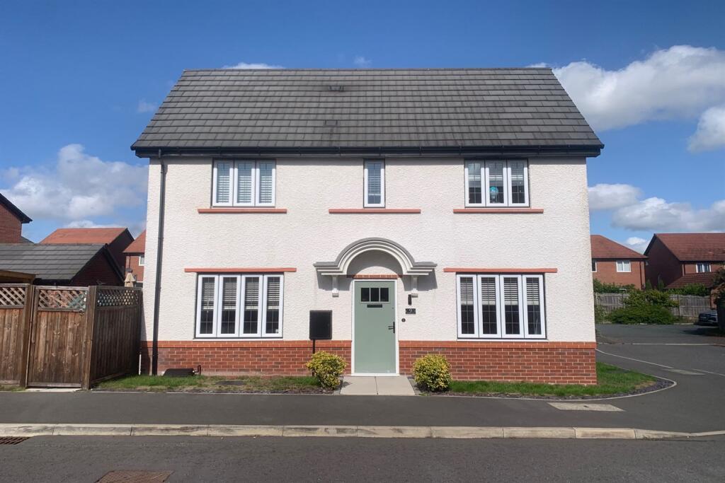 Main image of property: Swinfen Lake, Lingley Mere, WA5 3YN