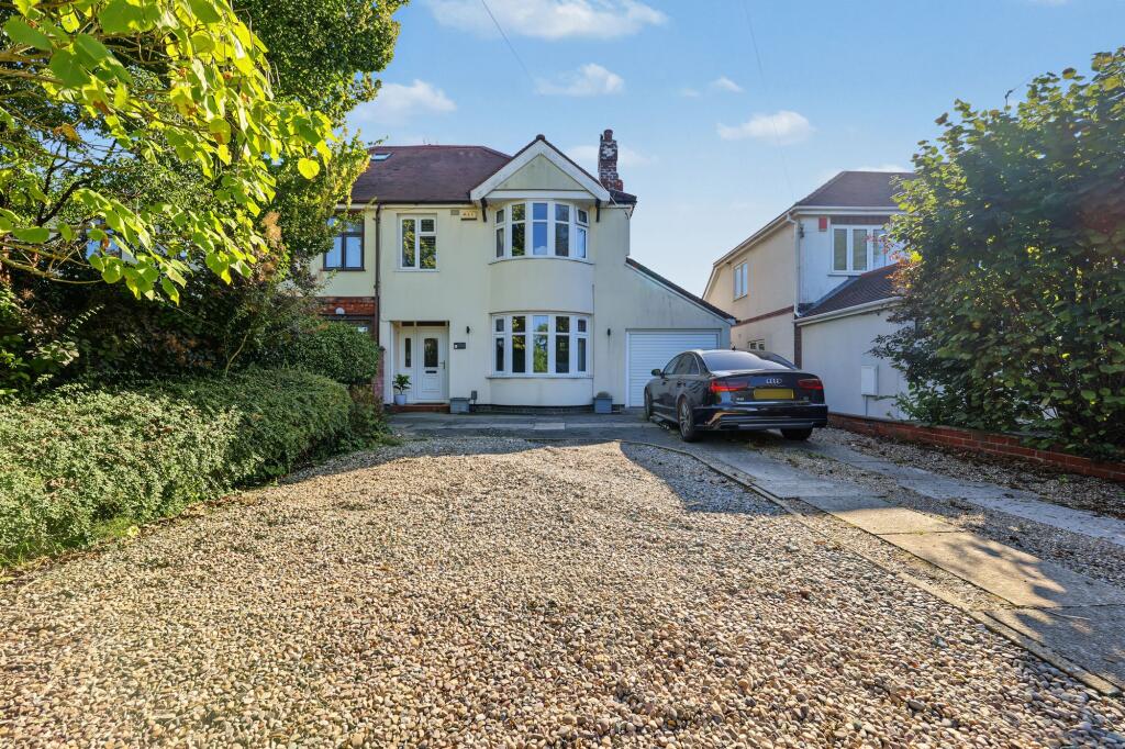 Main image of property: Higham Lane, Nuneaton, CV11