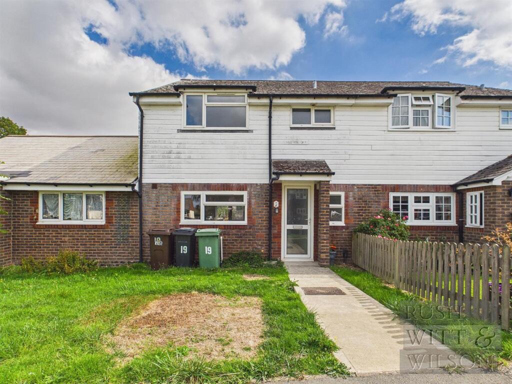 Main image of property: Parkwood, Iden, Rye