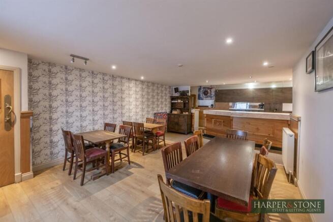 Bar/Restaurant