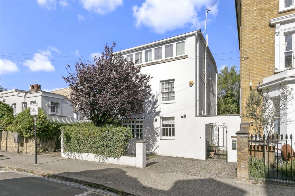 Main image of property: Elsynge Road, London, SW18
