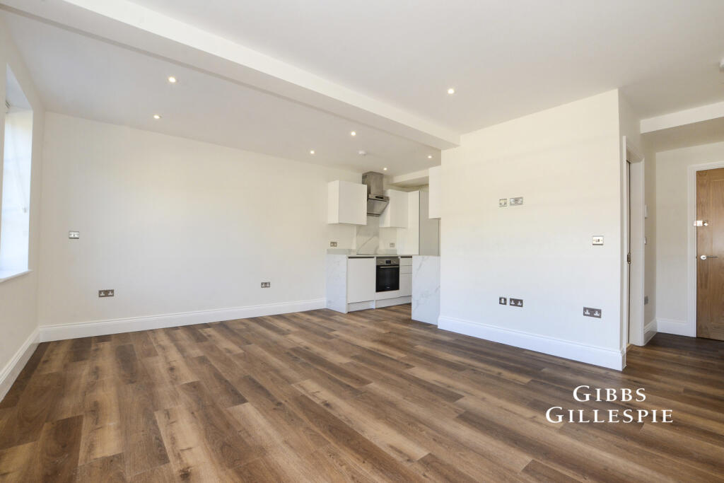 Main image of property: High Street, Rickmansworth, Hertfordshire, WD3