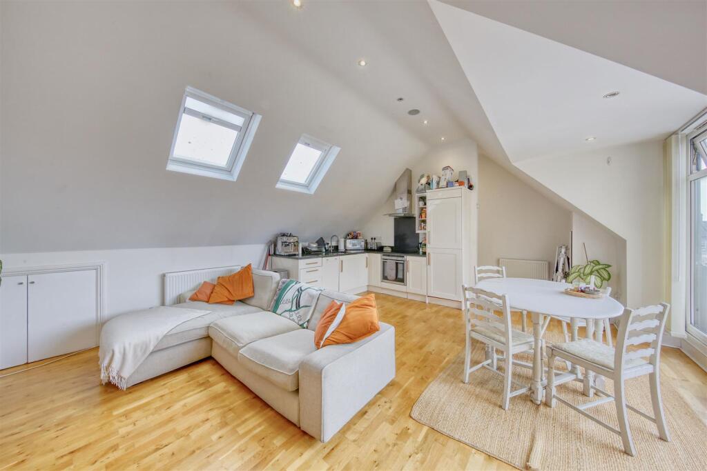 Main image of property: Smiths Yard, Earlsfield, London
