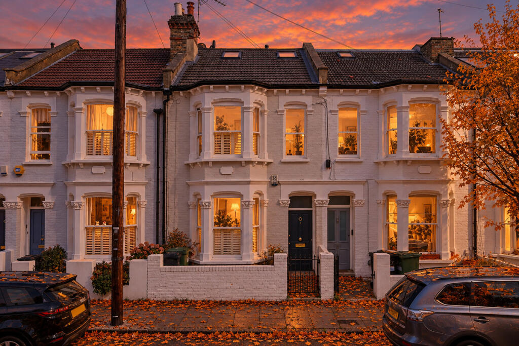 Main image of property: Foskett Road, London, SW6