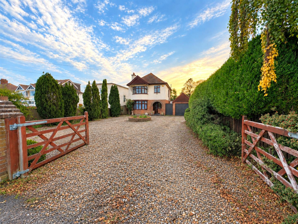 Main image of property: Dorchester Road, Redlands