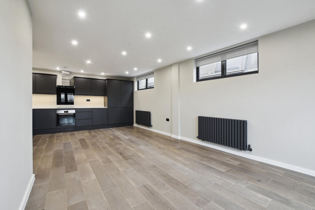 Main image of property: Ashgrove Court, Arcadia Avenue, Finchley, Barnet, London