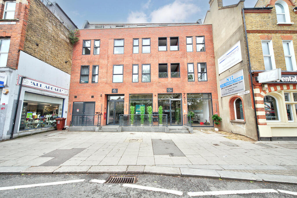 Main image of property: High Road, London, N12