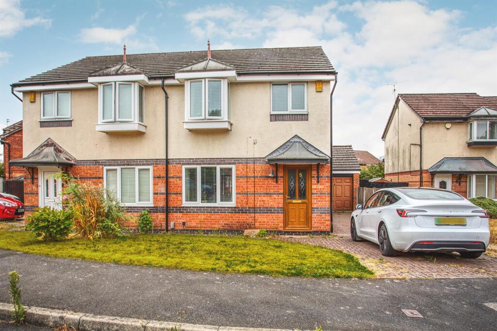 Main image of property: Hebrides Close, Sinfin, Derby