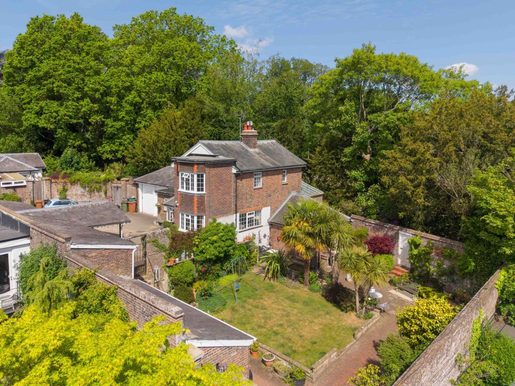 Main image of property: Langton Road, Tunbridge Wells, TN4