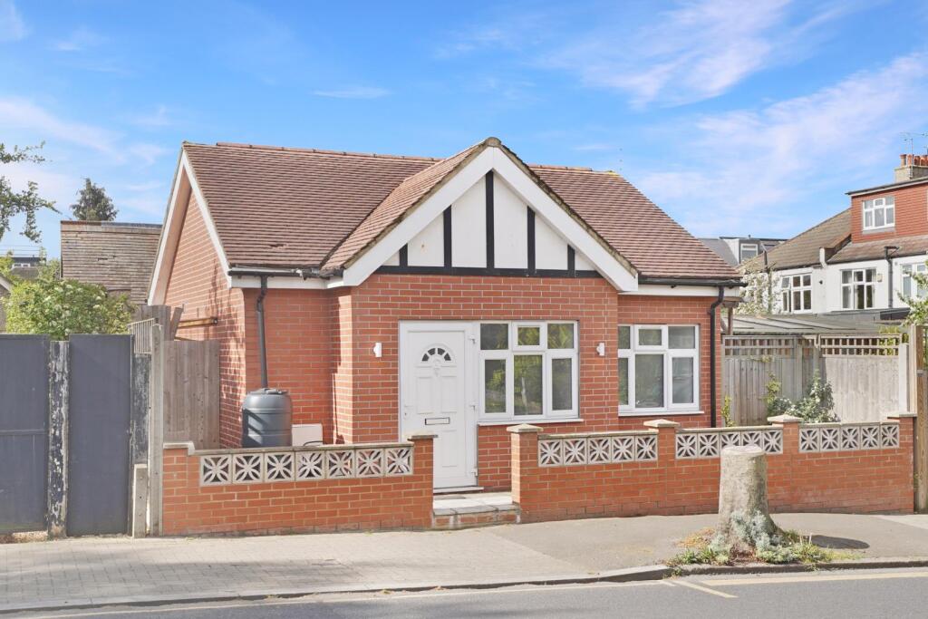 Main image of property: Herne Hill Road, Herne Hill, London, SE24