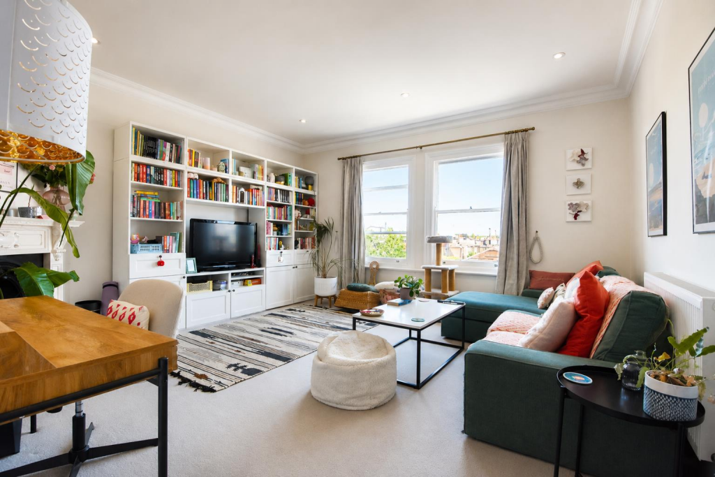 Main image of property: Upper Richmond Road West, East Sheen, London