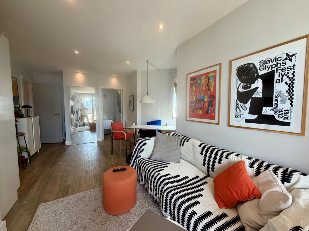 Main image of property: Salcombe Court, Leven Road, E14
