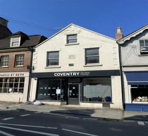 5 Fountain Street Nailsworth - Partics.jpg