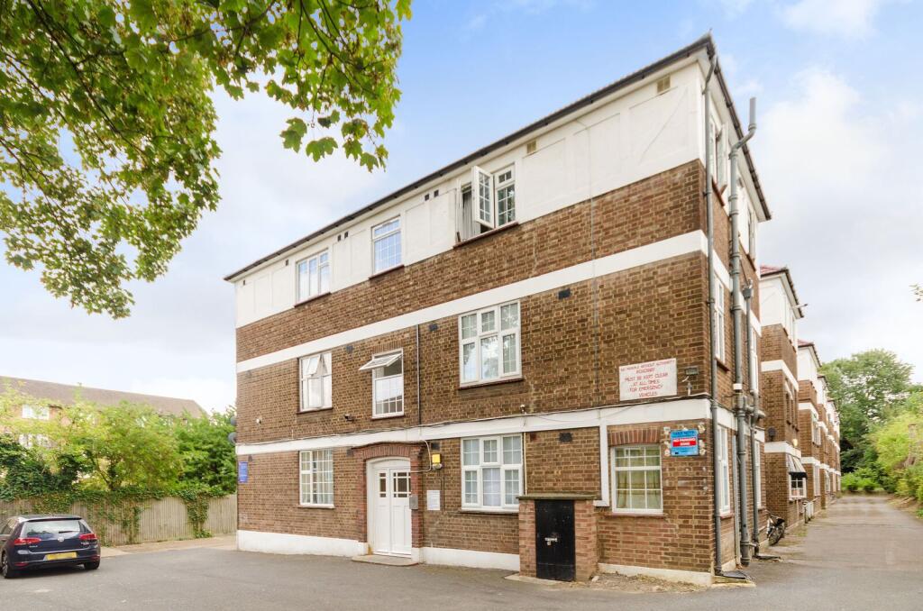Main image of property: Elder Gardens, West Norwood, London, SE27