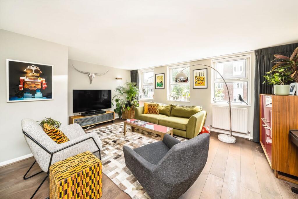 Main image of property: Alexandra Park Road, London