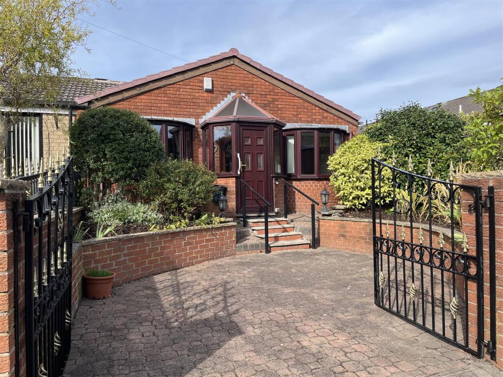 Main image of property: Vicarage Drive, Dukinfield