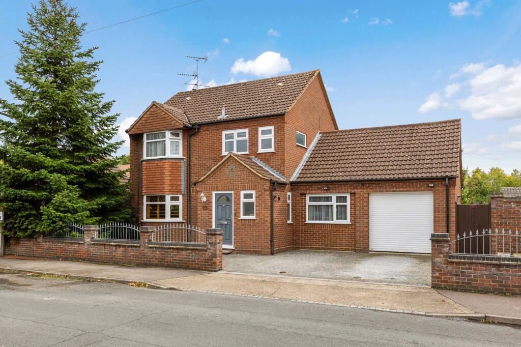 Main image of property: Lymington Road, Stevenage, Hertfordshire, SG1