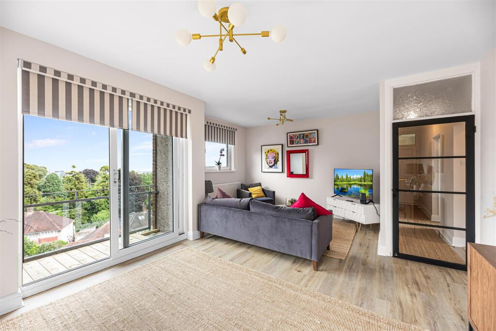 Main image of property: Richmond Road, Swansea