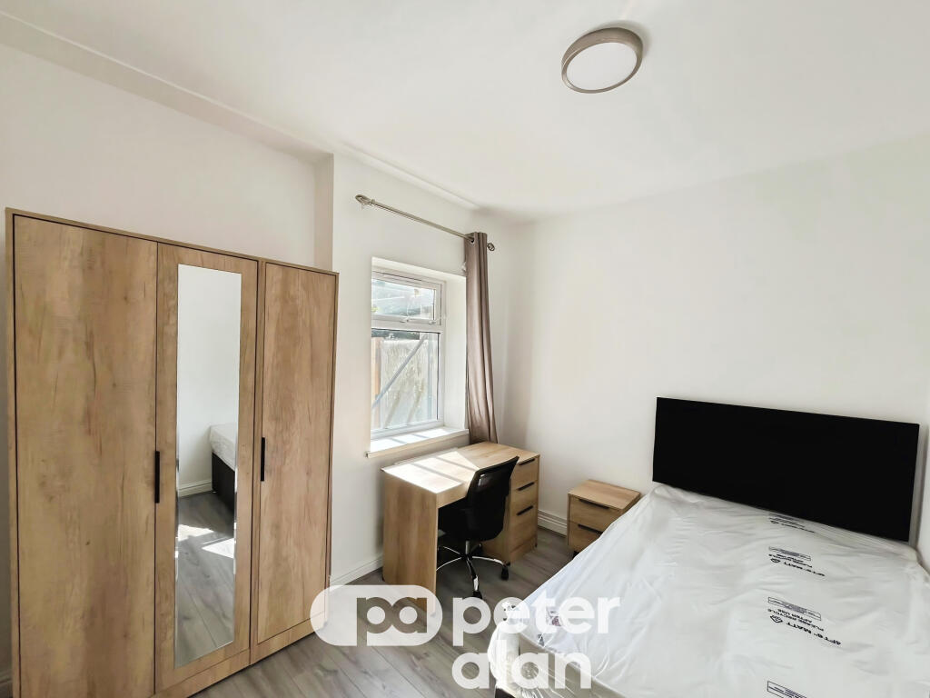 Main image of property: Colum Road