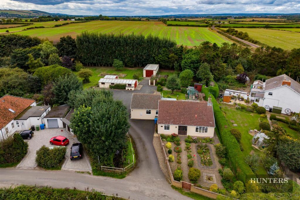 Main image of property: Carr Lane, Gristhorpe, Filey